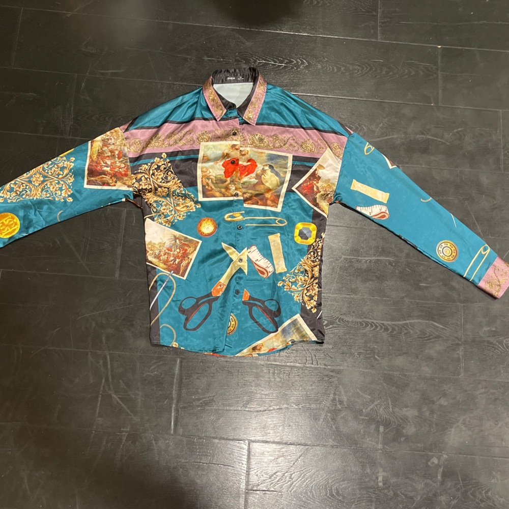 Abstract Button Up